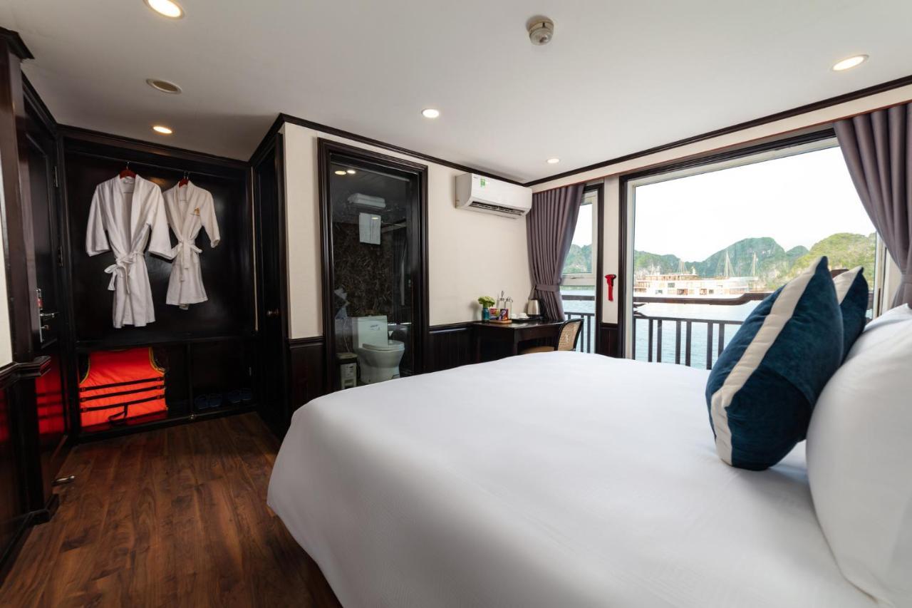 Santa Maria Cruise Halong Hotel Ha Long Exterior photo